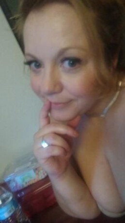 female-escorts-in-richmond-in-317-973-1928-big-0