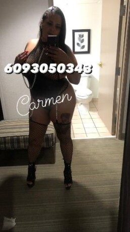carmen-female-escorts-in-norfolk-va-609-305-0343-big-4