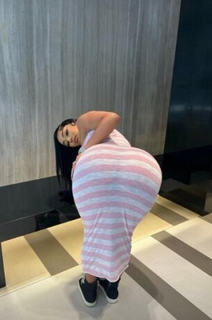 female-escorts-in-long-island-city-ny-914-940-4201-big-2