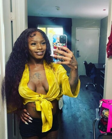 therealpoca-shemale-escort-in-houston-tx-832-677-4310-big-3