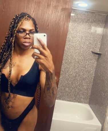dollface-sky-shemale-escort-in-jackson-ms-504-500-3015-big-2