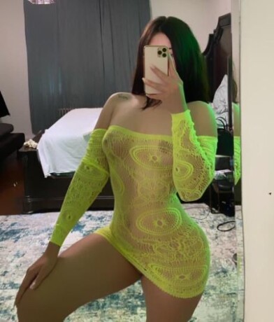 paola-female-escorts-in-queens-ny-929-285-2596-big-3