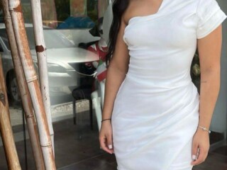 troipp-female-escorts-in-columbus-oh-818-691-7605
