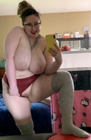 female-escorts-in-lansing-mi-213-515-4445-big-2