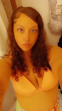 roxanne-female-escorts-in-washington-dc-202-890-9708-big-0