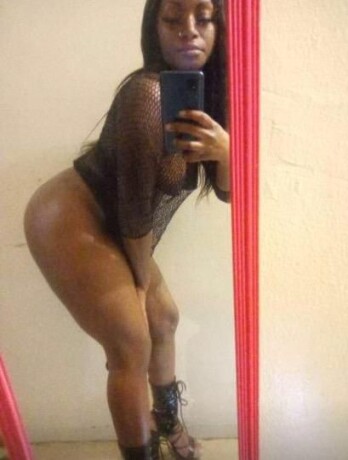 lola-sweetie-female-escorts-in-brooklyn-ny-332-287-5436-big-0