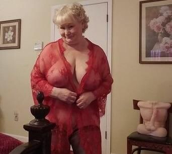 female-escorts-in-suffolk-va-757-607-0896-big-3