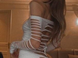 ava-female-escorts-in-manhattan-ny