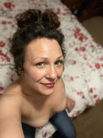 female-escorts-in-ithaca-ny-315-969-9653-big-0