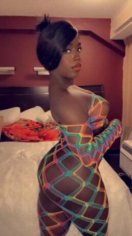 shemale-escort-in-brunswick-ga-912-809-3077-big-3