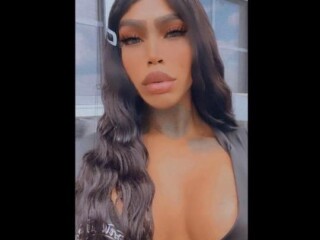 iziabel-shemale-escort-in-lowell-ma