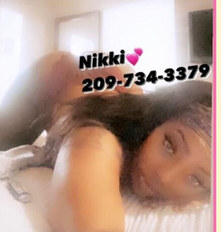 female-escorts-in-california-city-ca-669-259-5502-big-2