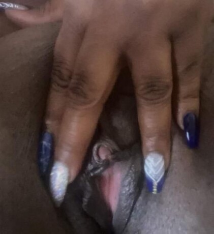 star-female-escorts-in-flint-mi-810-375-8327-big-2