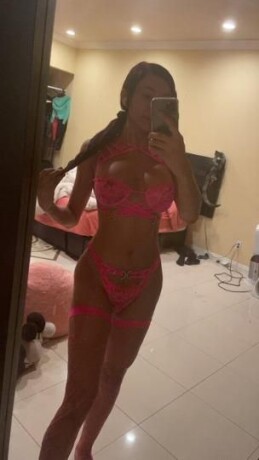 marie-shemale-escort-in-portland-me-929-565-2143-big-2