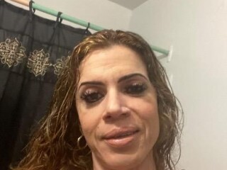 simone-female-escorts-in-toronto-canada