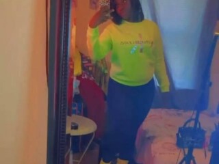 kya-female-escorts-in-milwaukee-wi