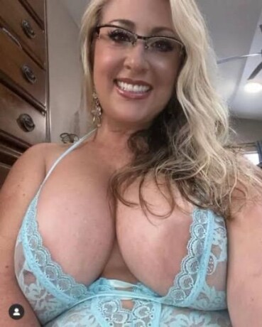 jennifer-lisa-female-escorts-in-bismarck-nd-701-544-4444-big-1