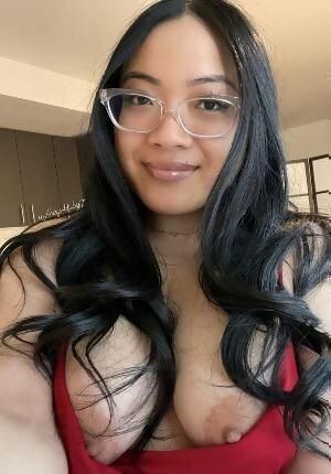 female-escorts-in-greensboro-nc-704-274-1949-big-2