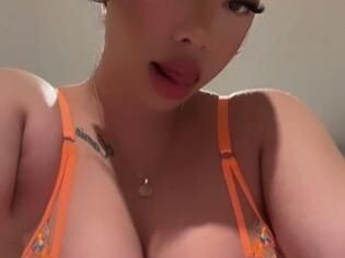 alina-female-escorts-in-portland-or