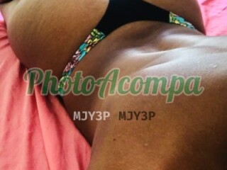 rihanna-uma-morena-bem-safada-e-que-adora-um-sexo-oral-venha-me-conhecer-photoacompanhantes