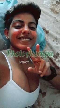 bombom-venha-conhecer-essa-lasbica-safada-beijos-photoacompanhantes-big-0