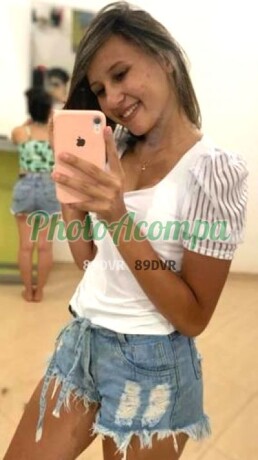 beatriz-salome-loirinha-elegante-mas-sem-esquecer-de-ser-safada-photoacompanhantes-big-2