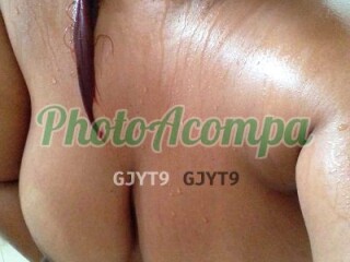 july-gordinha-que-adora-dar-o-rabo-e-bebo-leite-photoacompanhantes