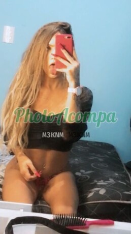 bela-loirinha-safadinha-na-cama-corpinho-gostoso-photoacompanhantes-big-3