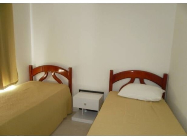 apartamento-2-quartos-c-ar-vaga-de-garagem-centro-bc-balneario-camboriu-sc-aluguel-casas-de-temporada-balneario-camboriu-sc-big-3